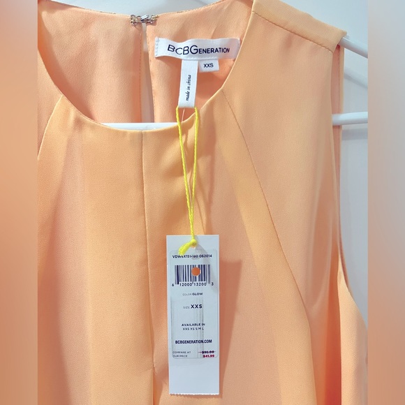 BCBG mini Dress - Picture 3 of 3